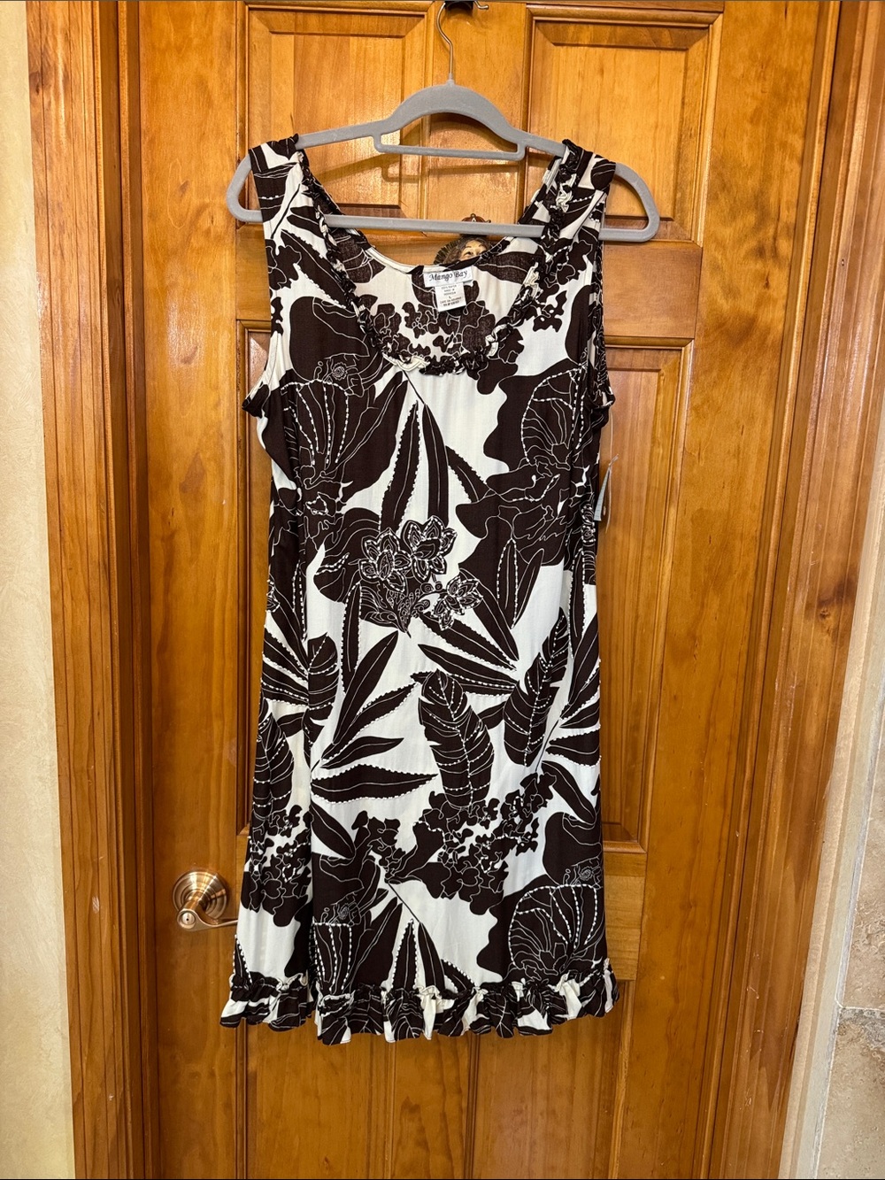 Sleeveless Brown & White Floral Midi Dress
